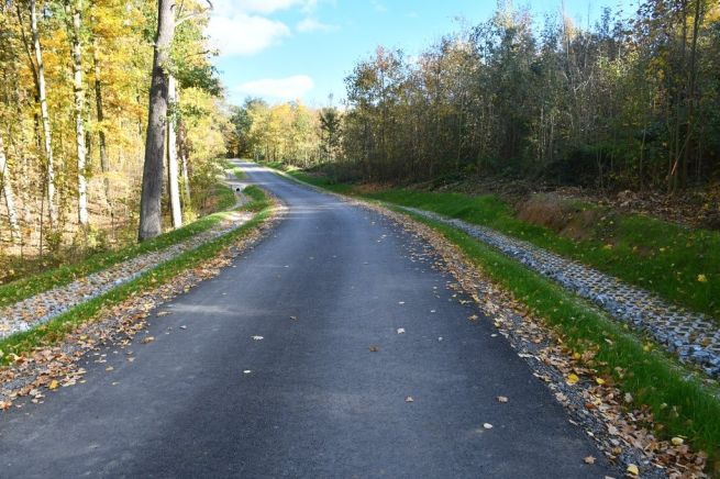 DSC_1643_CestaDubHora_poOpravě_fotoRadkaŽÁKOVÁ