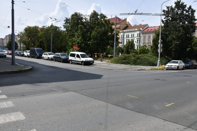 TZ Husovo náměstí DSC_8310_fotoRadkaŽÁKOVÁ TZ Husovo náměstí DSC_8310_fotoRadkaŽÁKOVÁ